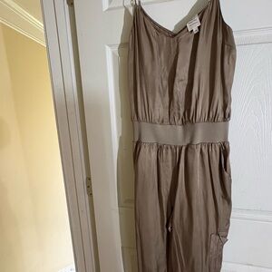 Women’s Taupe Sleeveless Jumpsuit
